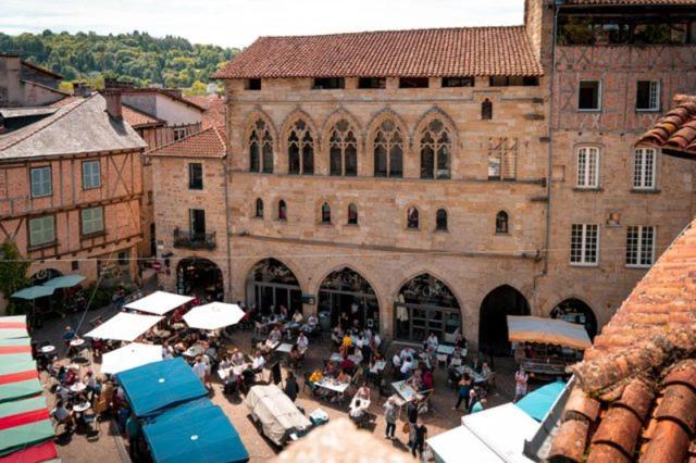 Chambre Dans Prieure De Caractere XVIII Siecle Planioles Kültér fotó